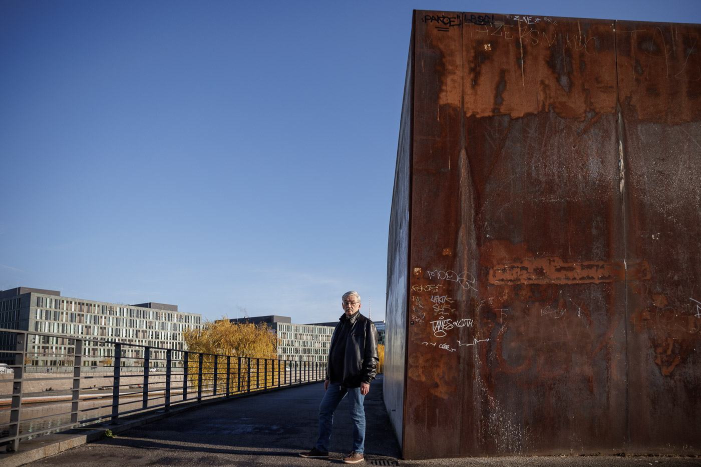 GORDON WELTERS Portraits